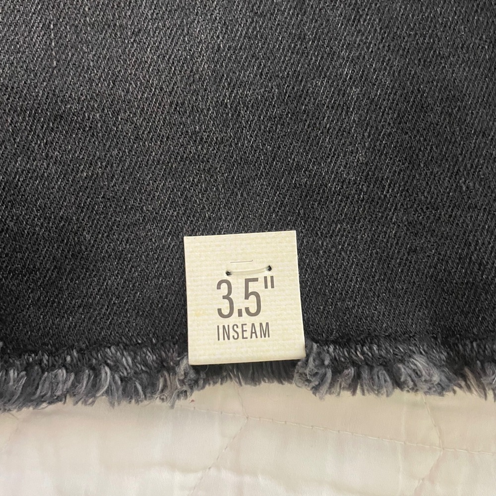 a.n.a Womens High Rise Shortie Short Black Studded Frayed Hem Denim Size 4 - Picture 5 of 11